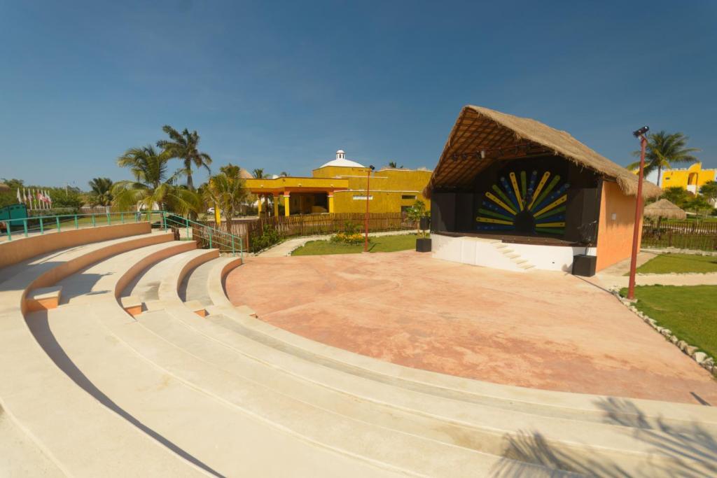 Pavoreal Beach Resort تولوم المظهر الخارجي الصورة